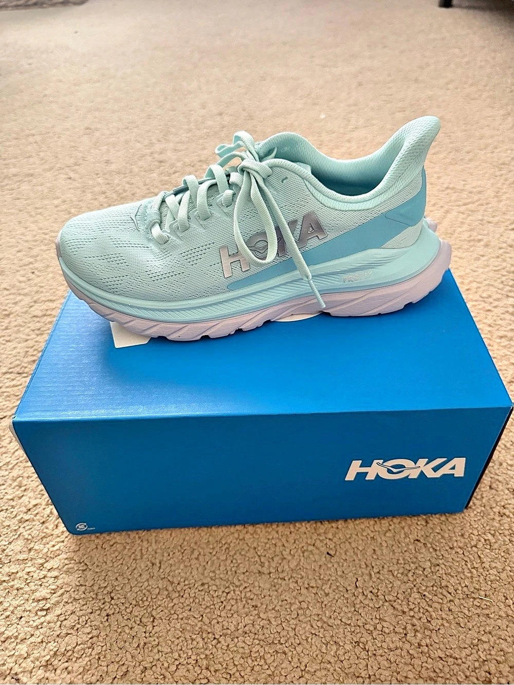 HOKA Mach 4 Women's Athletic Shoes Blue & purple US 5B Like New